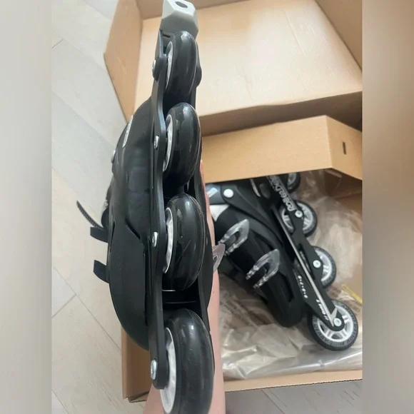 Roller Derby V-Tech 500 Inline Skates - Picture 13 of 16